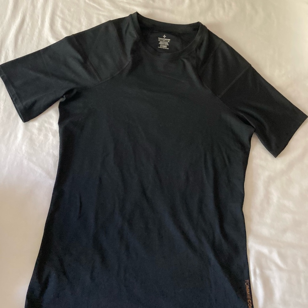 Tommie Copper Workout Tee with Back Support, Black,  Large